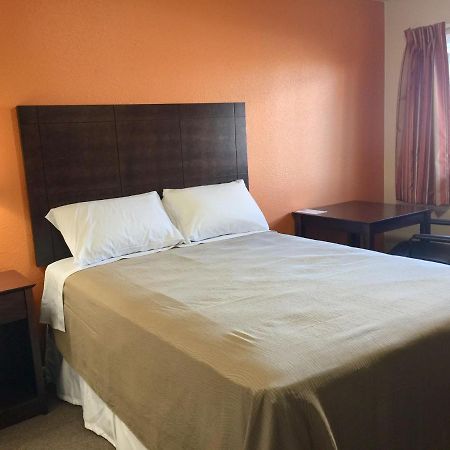 Downtown Motel Woodward Buitenkant foto